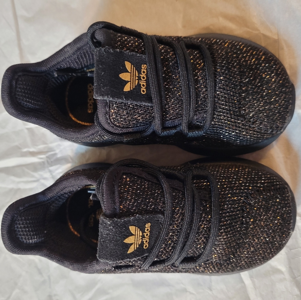 Adidas tubular shoes